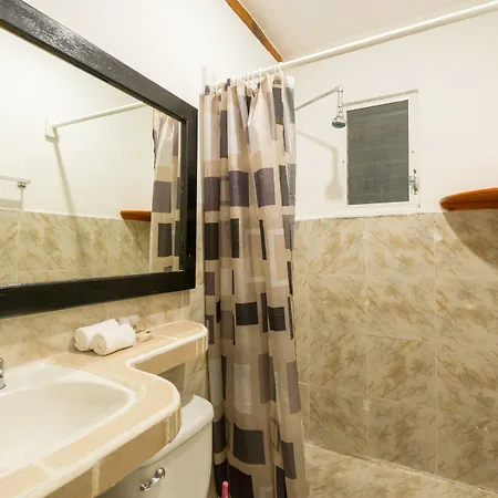 Hotel Caracol Puerto Morelos