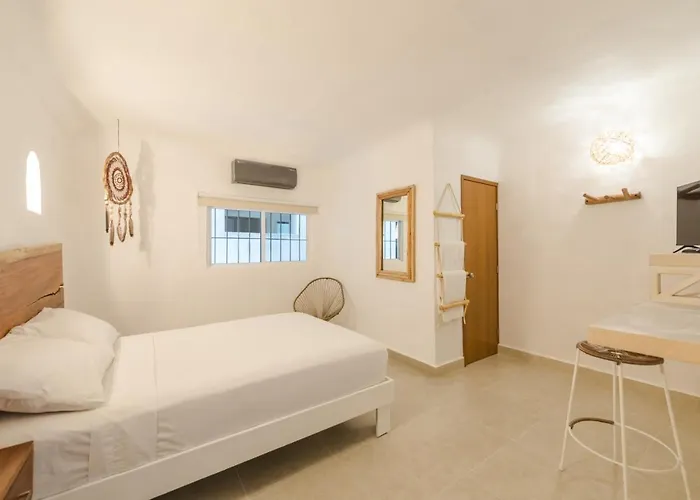 Hotel Puerto Caracol 3*