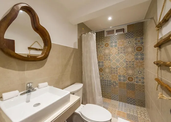 Caracol Hotel 3*